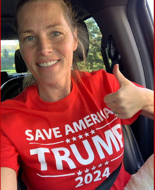 Save America Trump 2024 T-Shirt